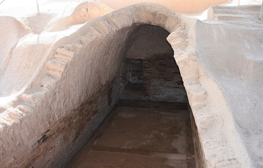 Kráľovská hrobka v Haft Tepe